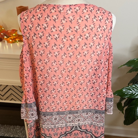 Style & Co. Pink and Gray Patterned Blouse - Picture 5 of 7